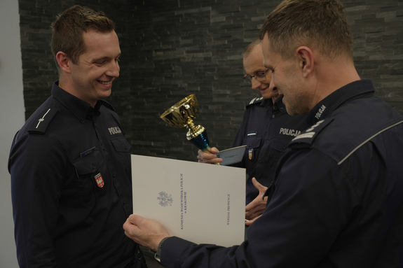 Dzielnicowy z Chrzanowa najlepszy w Małopolsce. Wyniki zawodów policji