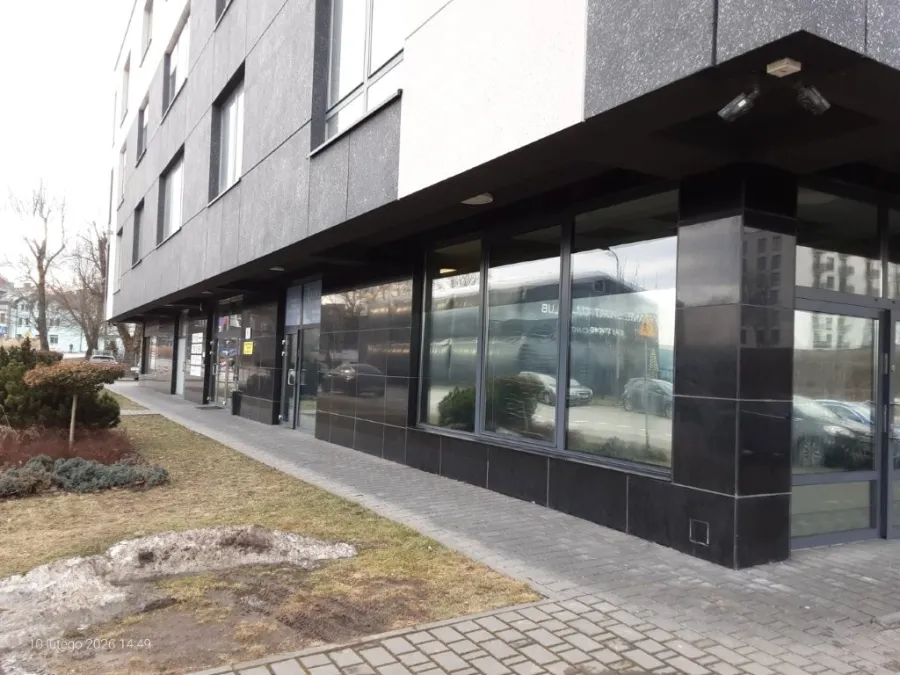 Kraków walczy z nielegalnymi reklamami. Mieszkańcy to zauważyli