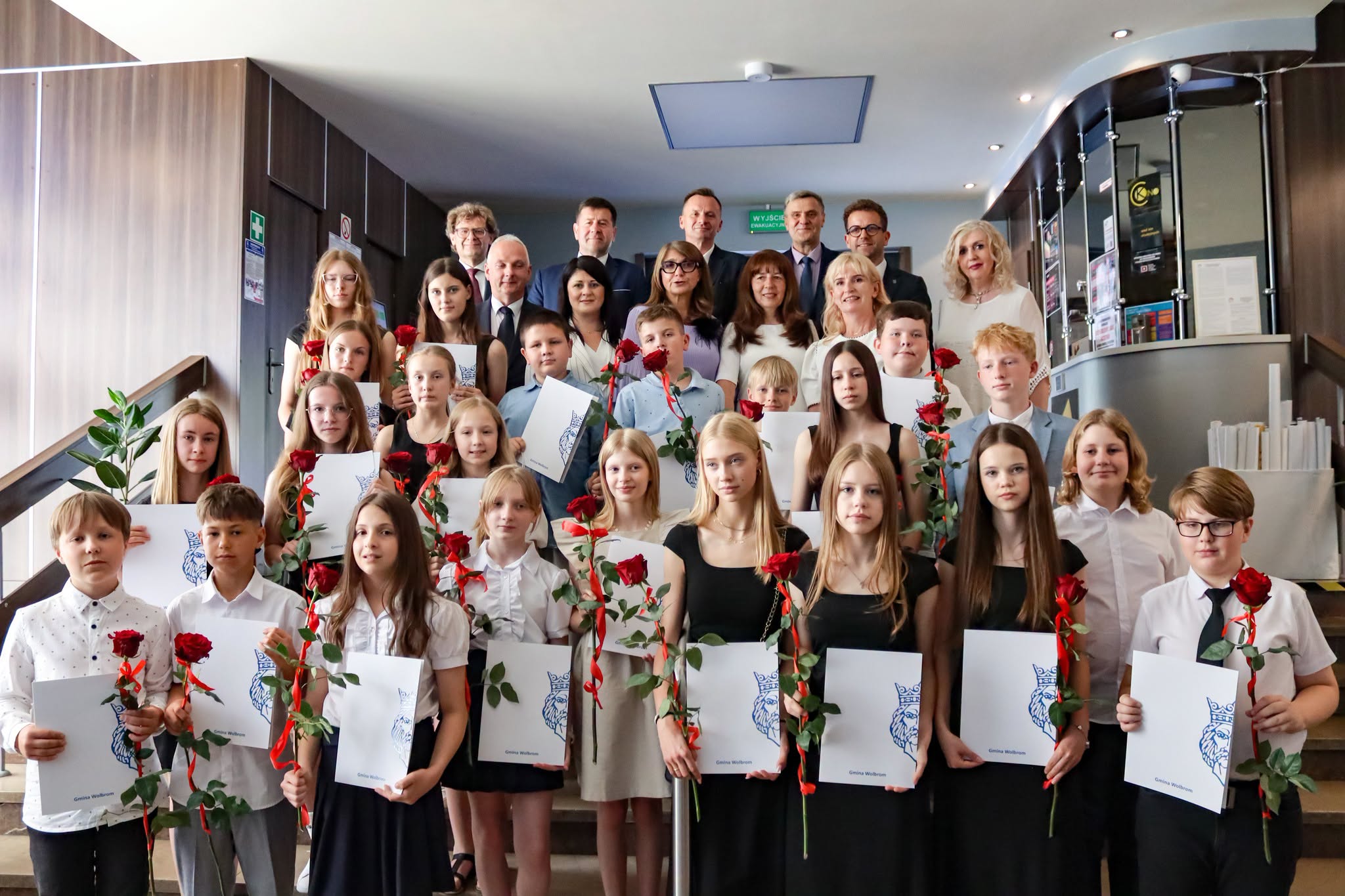 Wolbrom nagrodził 23 uzdolnionych uczniów. II Gala Stypendystów za nami