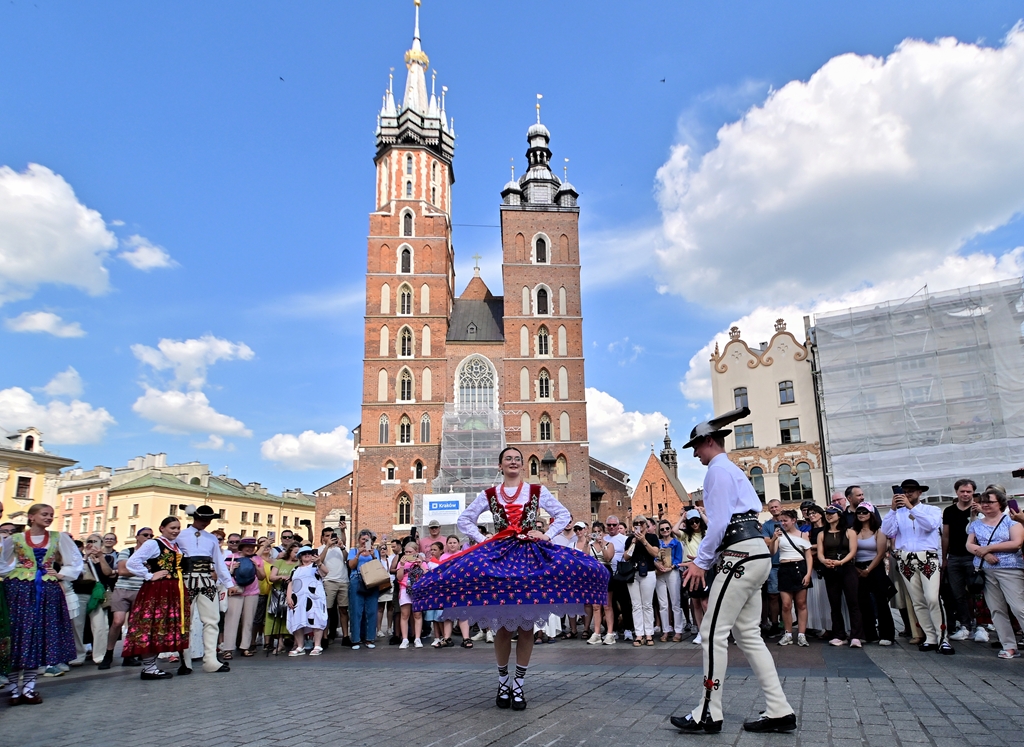 Zakopane zaprezentowało bogatą ofertę letniej imprezy 2026 na krakowskim Rynku