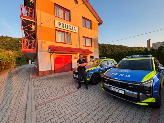 Czchowski policjant zatrzymał pijana kierowcę. Była pod wpływem narkotyków