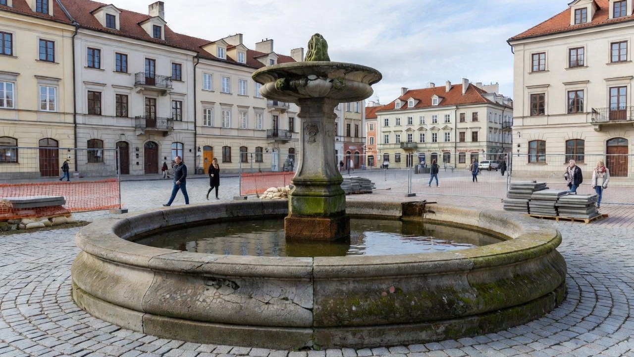 Fontanna na Placu Pokoju w Oświęcimiu czeka kompleksowa przebudowa