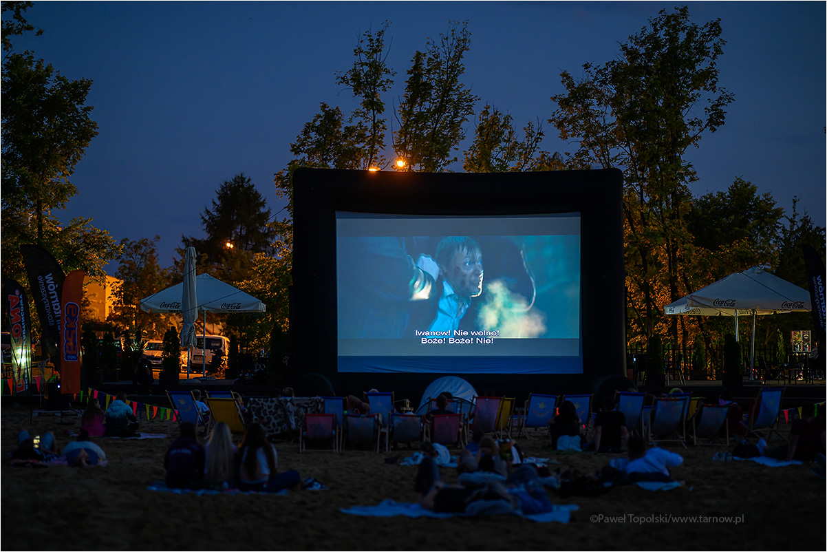 Kino plenerowe na osiedlu Koszyce. Dwa filmy familijne w wakacje