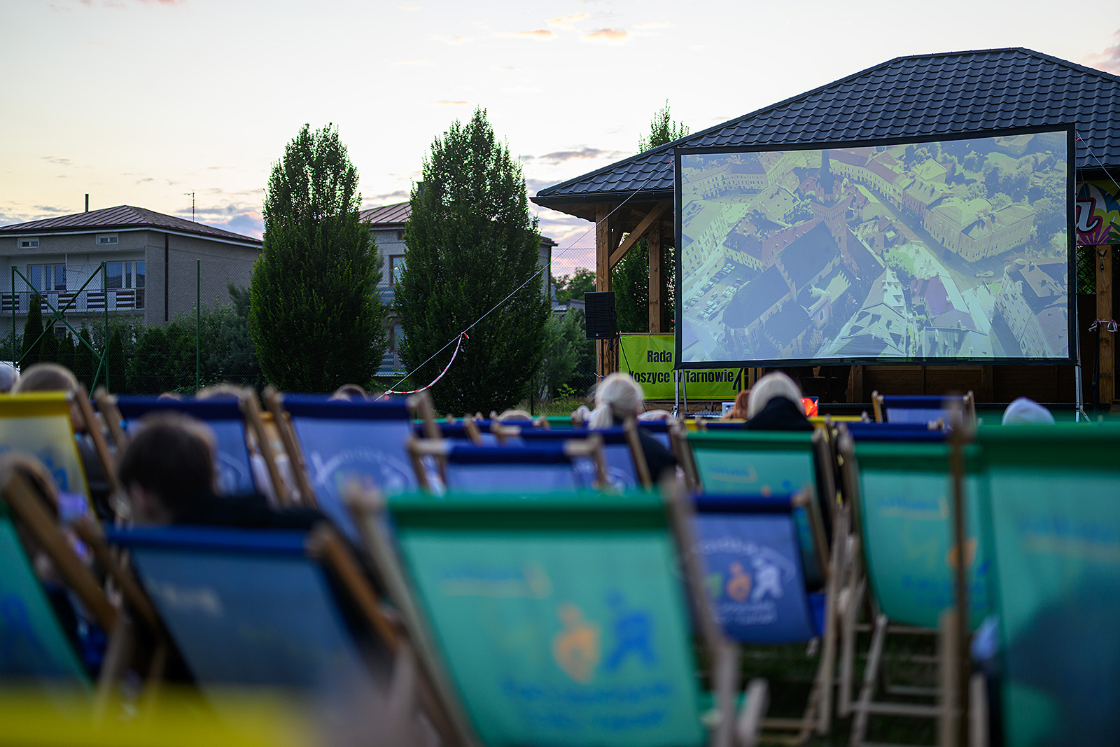 Kino plenerowe w Tarnowie. Asterix i Obelix zapraszają w sobotę