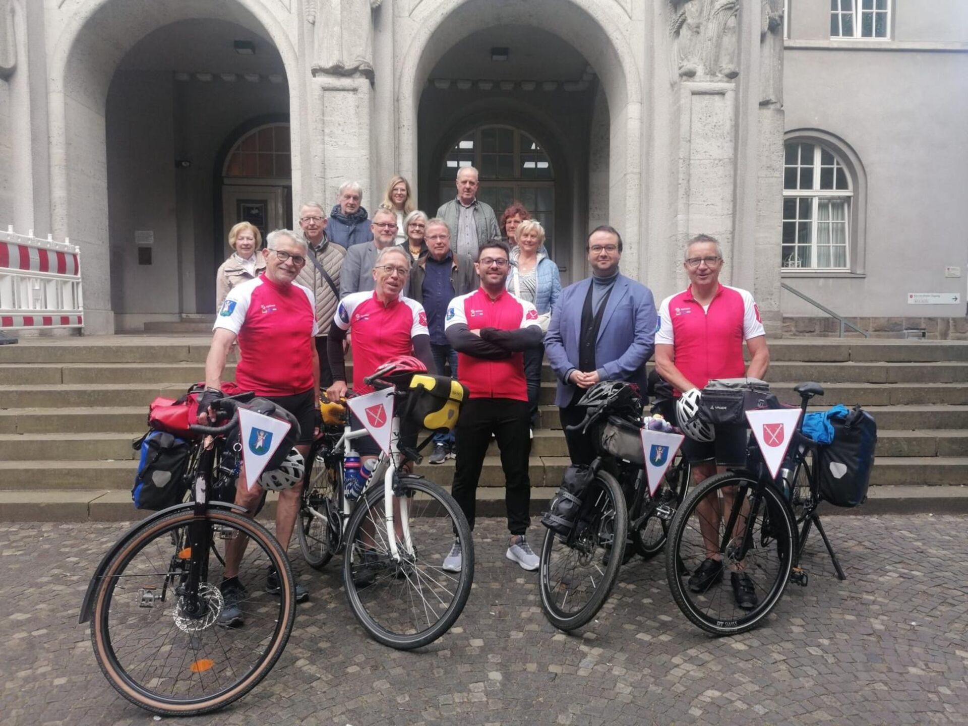 Niemieccy rowerzyści dotarli do Nowego Sącza. Wizyta obchodów rocznicy