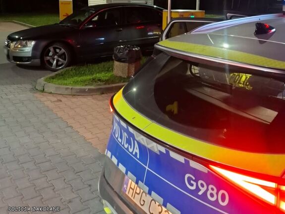 Pijany turysta z Audi zatrzymany w Zakopanem. Miał blisko 1,4 promila