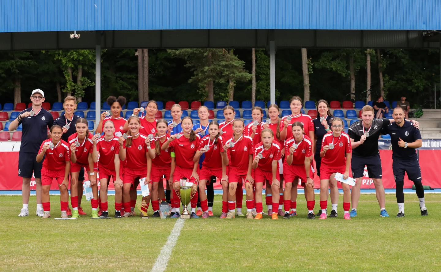 Piłkarki TS Iskra zdobyły srebro w turnieju reprezentacji wojewódzkich