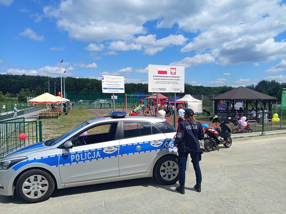 Policja uczyła bezpieczeństwa na pikniku w Bogucinie Małym