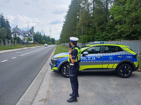 Policja w Gorlicach zatrzymuje prawa jazdy za przekroczenia prędkości i jazdę po alkoholu