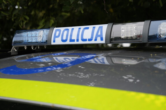 Policjanci z Andrychowa i Wadowic zatrzymali dwóch poszukiwanych mężczyzn