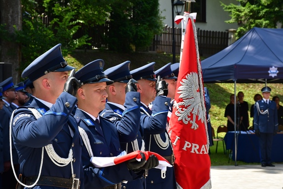 Święto Policji w Grybowie. Uroczyste obchody z udziałem przedstawicieli samorządów