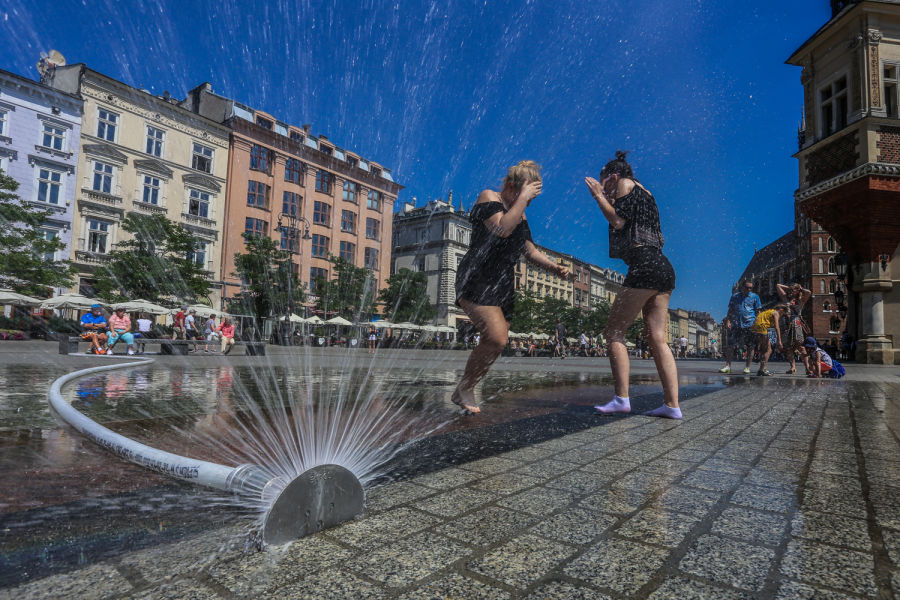 Upały i burze nad Małopolską. IMGW wydał ostrzeżenia
