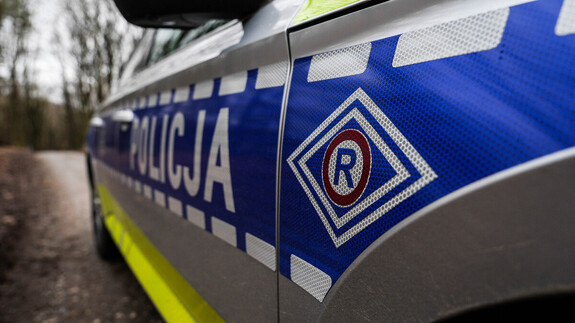 Motocyklista uciekał przed policją. Poniósł dotkliwe konsekwencje