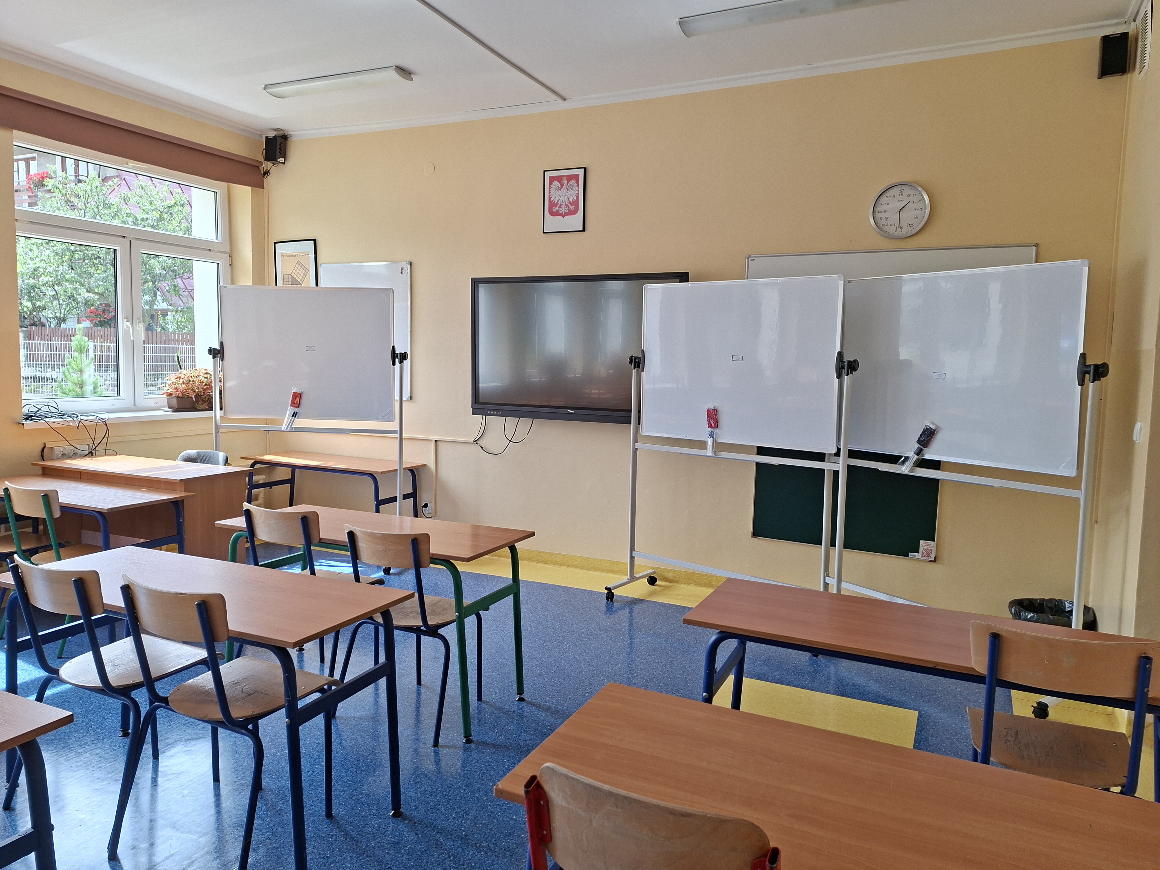 Szkoła Podstawowa nr 5 w Zakopanem przechodzi metamorfozę. Remonty, nowe sale i stoiska rowerowe