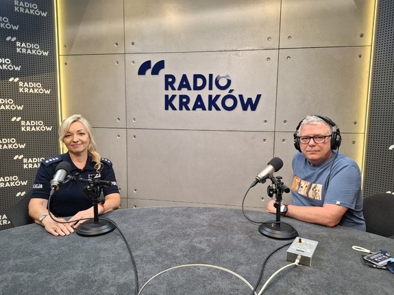 Wakacje na małopolskich drogach były niebezpieczne. Policja apeluje przed szkołą