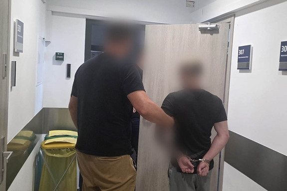 Blisko 600 tys. złotych skradzione z limanowskiego jubilera. Policja zatrzymała czterech podejrzanych