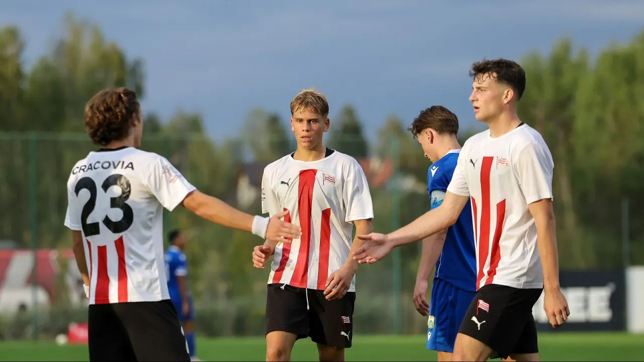 Cracovia II triumfuje w Bochni. Cztery gole w IV lidze