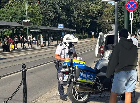 Drogówka w Krakowie intensywnie kontroluje motocyklistów i motorowerzystów