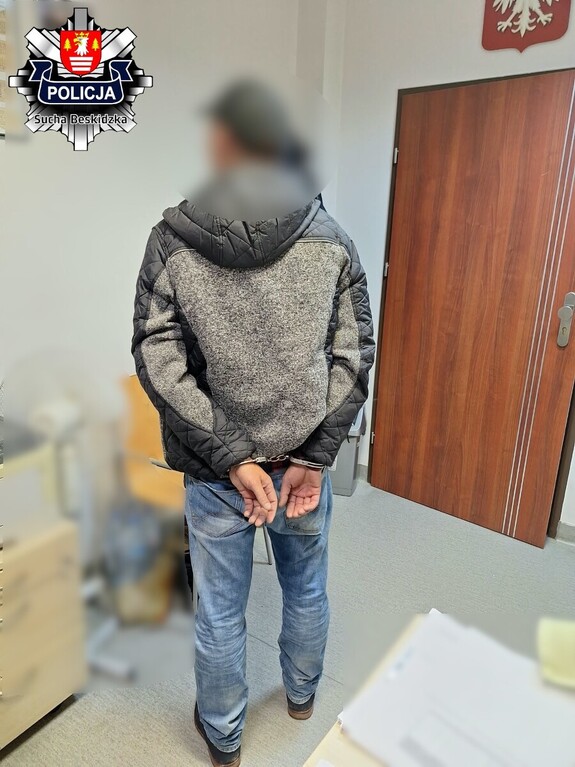 Dwa lata na ucieczce. Policjanci z Suska zatrzymali poszukiwanego