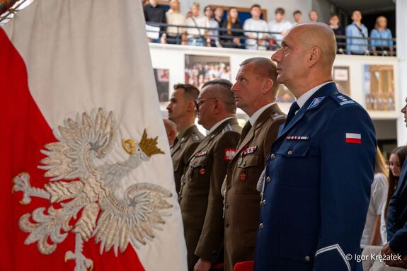 Komendant policji uczestniczył w inauguracjach roku szkolnego w powiecie wielickim