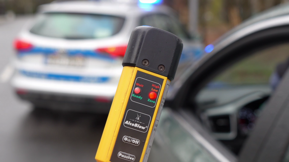 Pięciu pijanych kierowców wyeliminowanych z ruchu w niedzielę. Jeden bez uprawnień