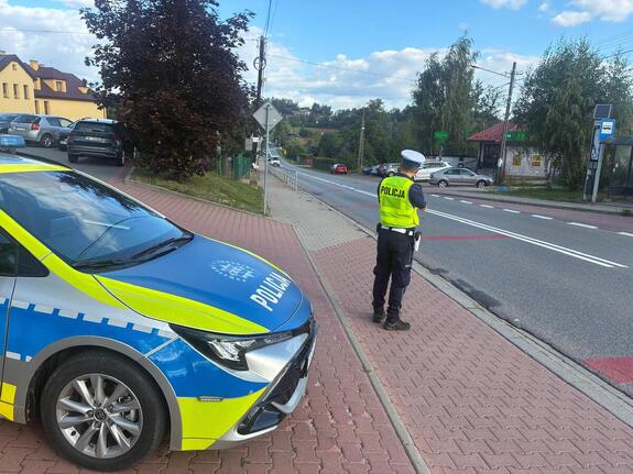Policja Wieliczka czuwa nad bezpieczeństwem uczniów w nowym roku szkolnym