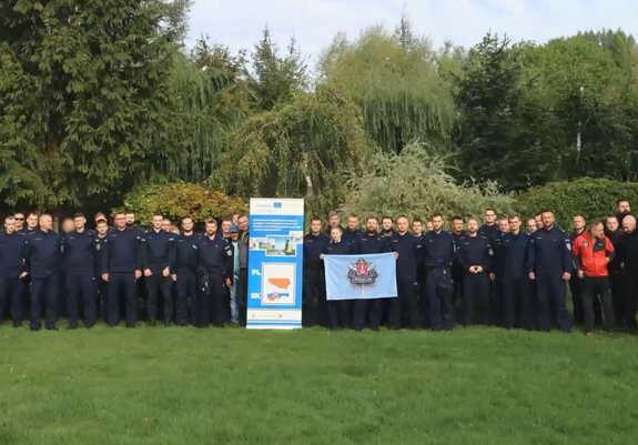 Policjanci z sześciu powiatów szkolili się w Zawoi. Uczyły ich góry i drony