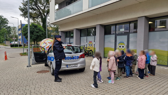 Policjantki uczyły najmłodszych zasad bezpieczeństwa w przedszkolu