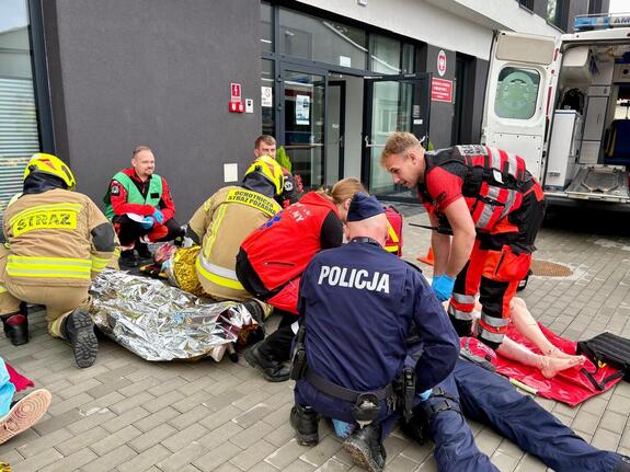 Powiatowe ćwiczenia służb ratowniczych w Brzesku. Scenariusz pożaru i masowych poszkodowanych