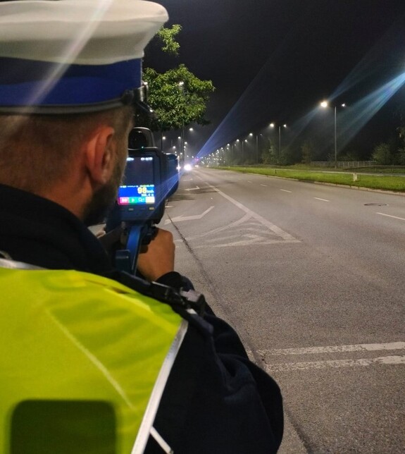 Sądecka drogówka ujęła 62 wykroczenia w jedną noc