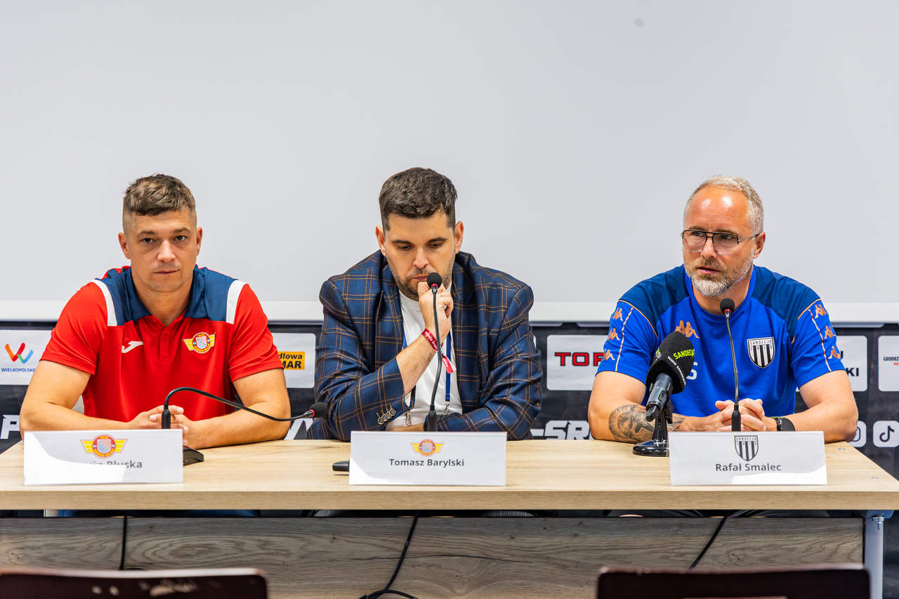 Trener Smalec przeprasza kibiców za porażkę w pucharze