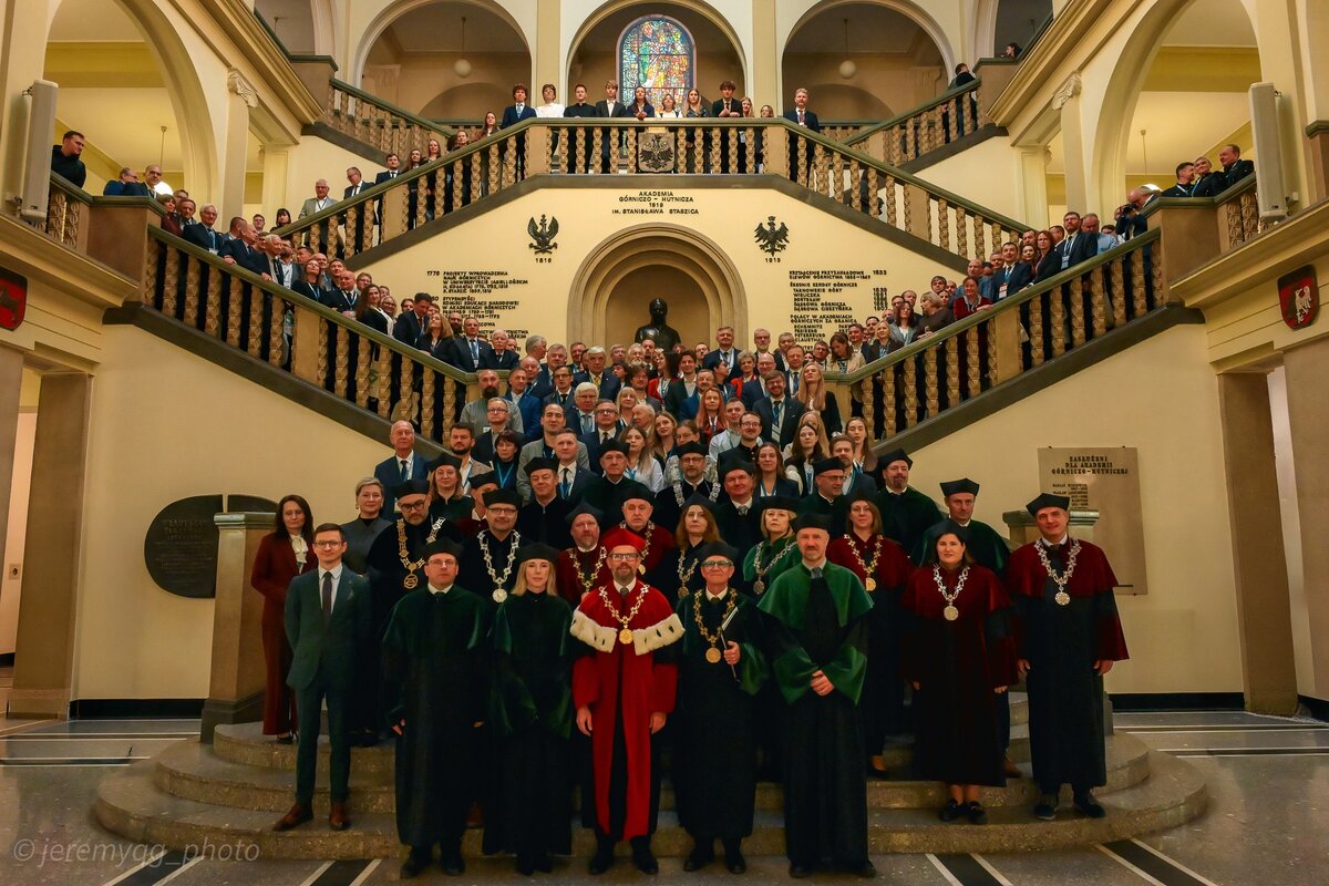 AGH obchodziła 75 lat Wydziału Geodezji. Rozmowy o przyszłości i sztucznej inteligencji