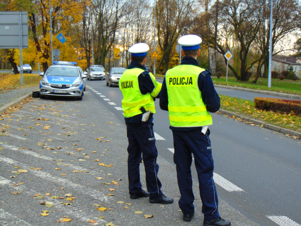 Akcja "Znicz 2026" w powiecie oświęcimskim. Policja zwiększa bezpieczeństwo