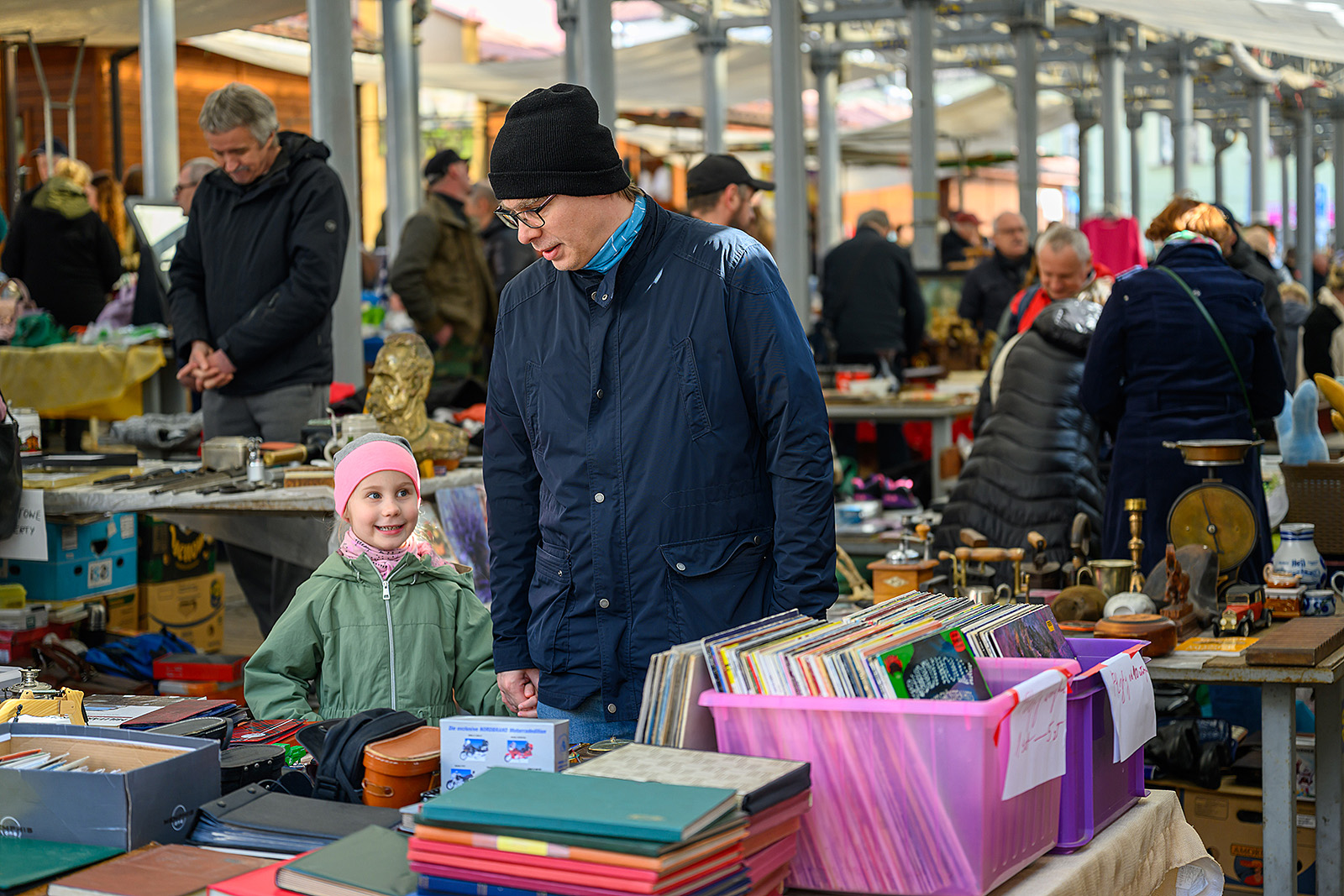 Bazarek w Tarnowie. Rzeczy z drugiej ręki i wsparcie dla lokalnych twórców