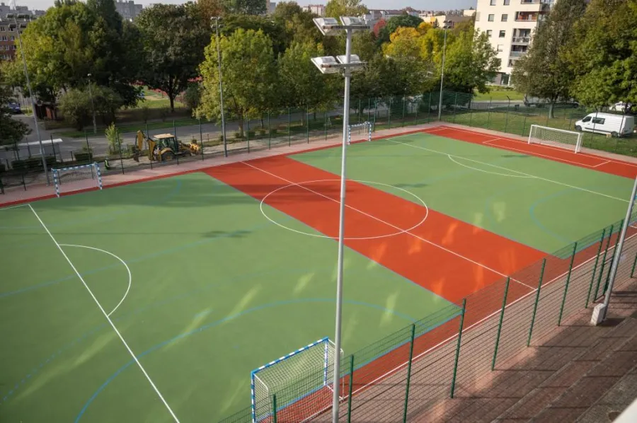 Boisko przy Szkole Podstawowej nr 89 przeszło kompleksową modernizację