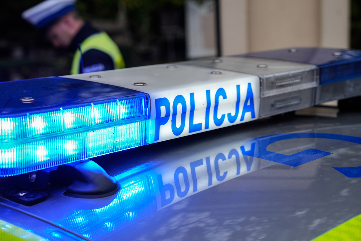 Dąbrowscy policjanci ujawnili dwoje nietrzeźwych uczestników ruchu