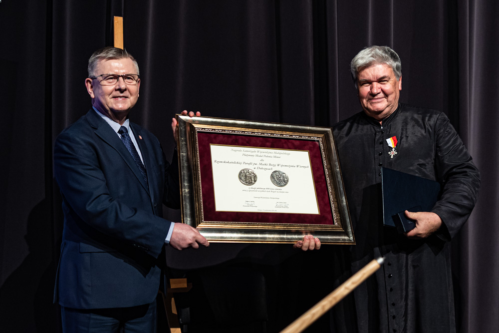 Dobczyce świętują 800-lecie parafii. Parafia otrzymała Platynowy Medal Polonia Minor