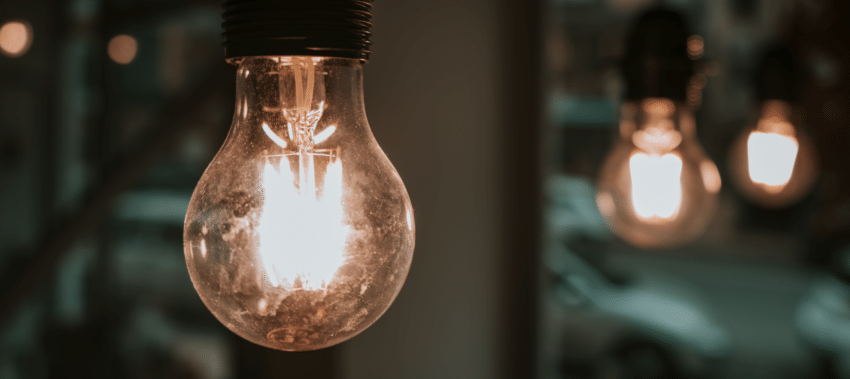 Jak obniżyć rachunki za energię? Praktyczne sposoby dla gospodarstw i firm