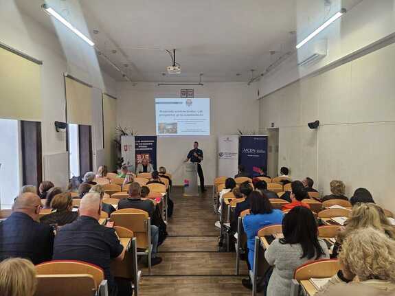 Konferencja o bezpieczeństwie uczniów na drodze przyciągnęła ponad 100 nauczycieli