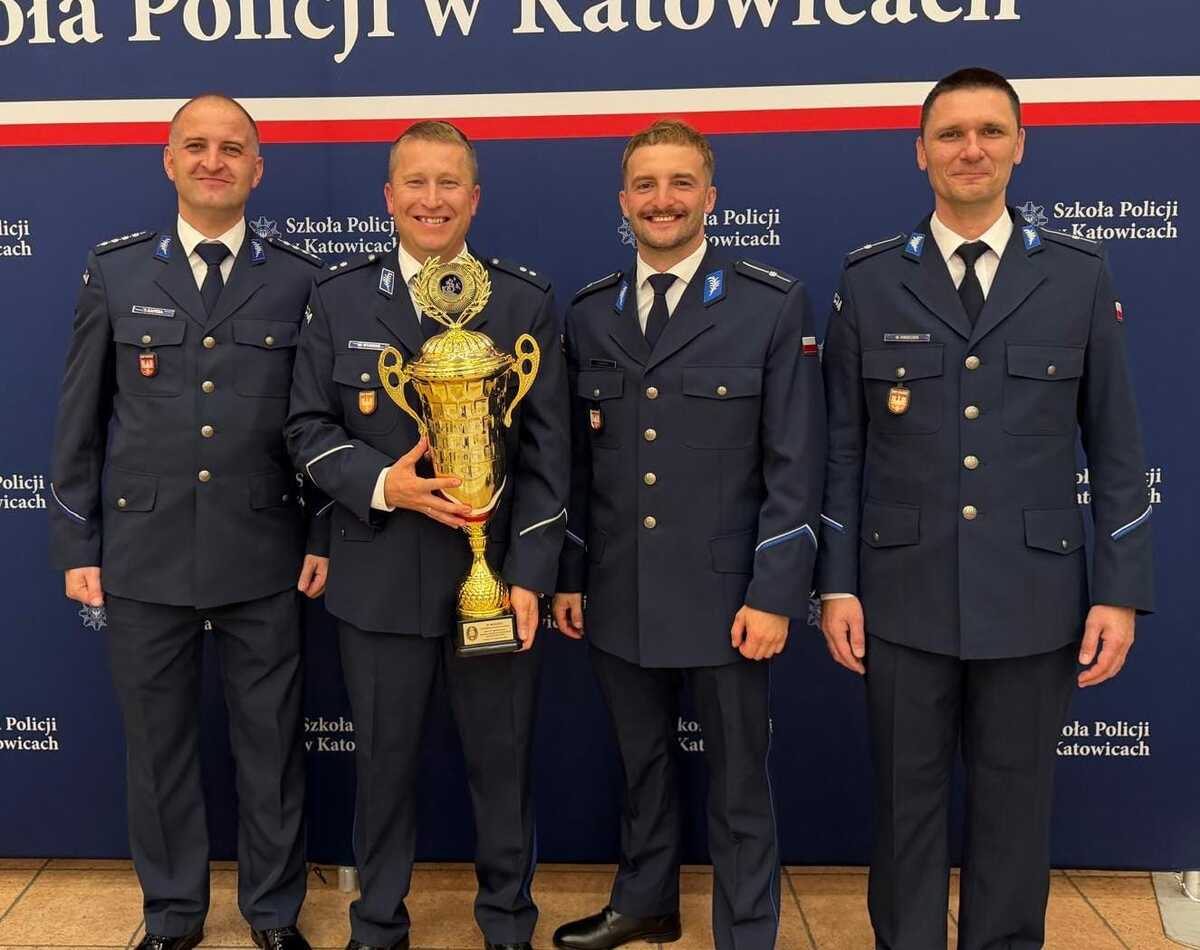 Małopolscy policjanci zajęli trzecie miejsce w ogólnopolskich zawodach dzielnicowych