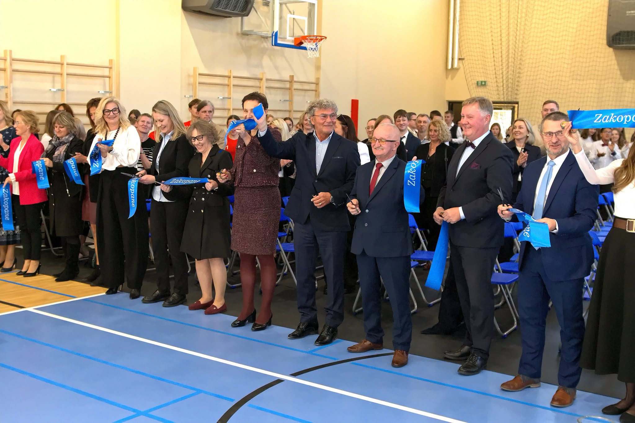 Nowoczesna hala sportowa przy SP1 w Zakopanem oficjalnie otwarta
