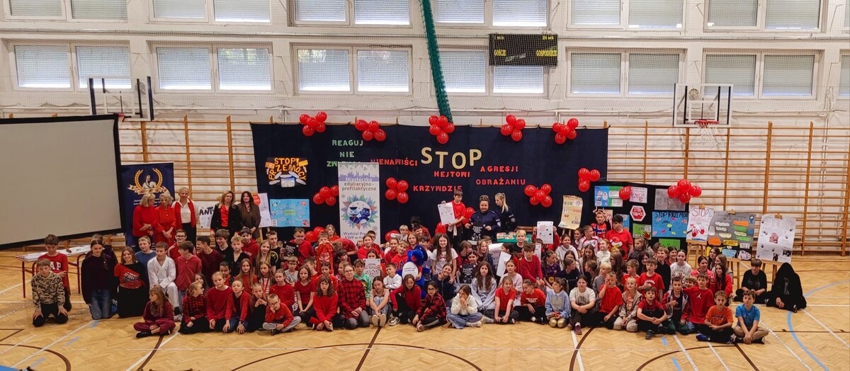Policja uczy dzieci w Wieliczce, jak rozpoznać i przeciwdziałać przemocy