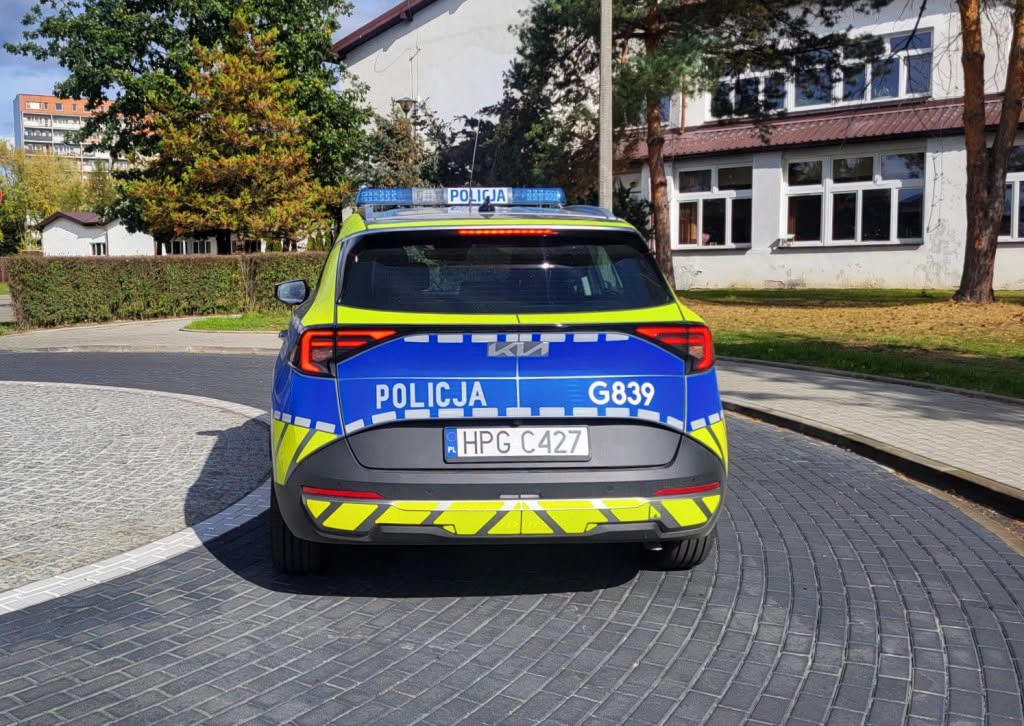 Policja wzmacnia bezpieczeństwo w szkołach Nowego Sącza i powiatu
