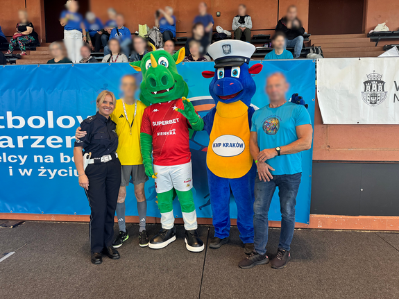 Policjanci drogówki promowali bezpieczeństwo na turnieju „Futbolowe Marzenia"