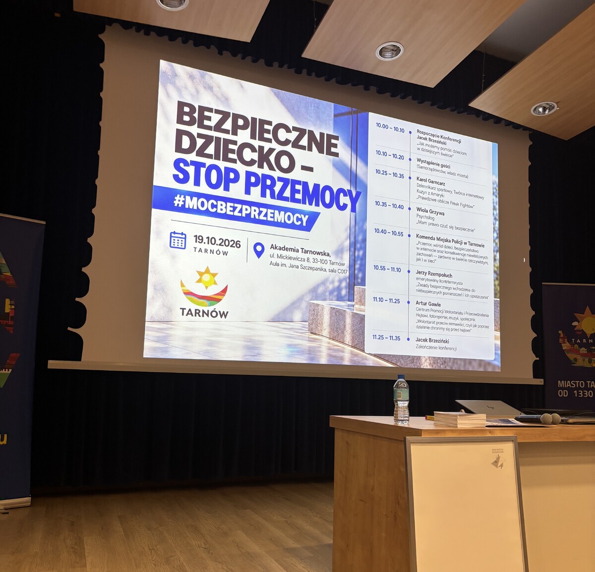 Policjanci z Tarnowa rozmawiali z dziećmi o bezpieczeństwie i przemocy