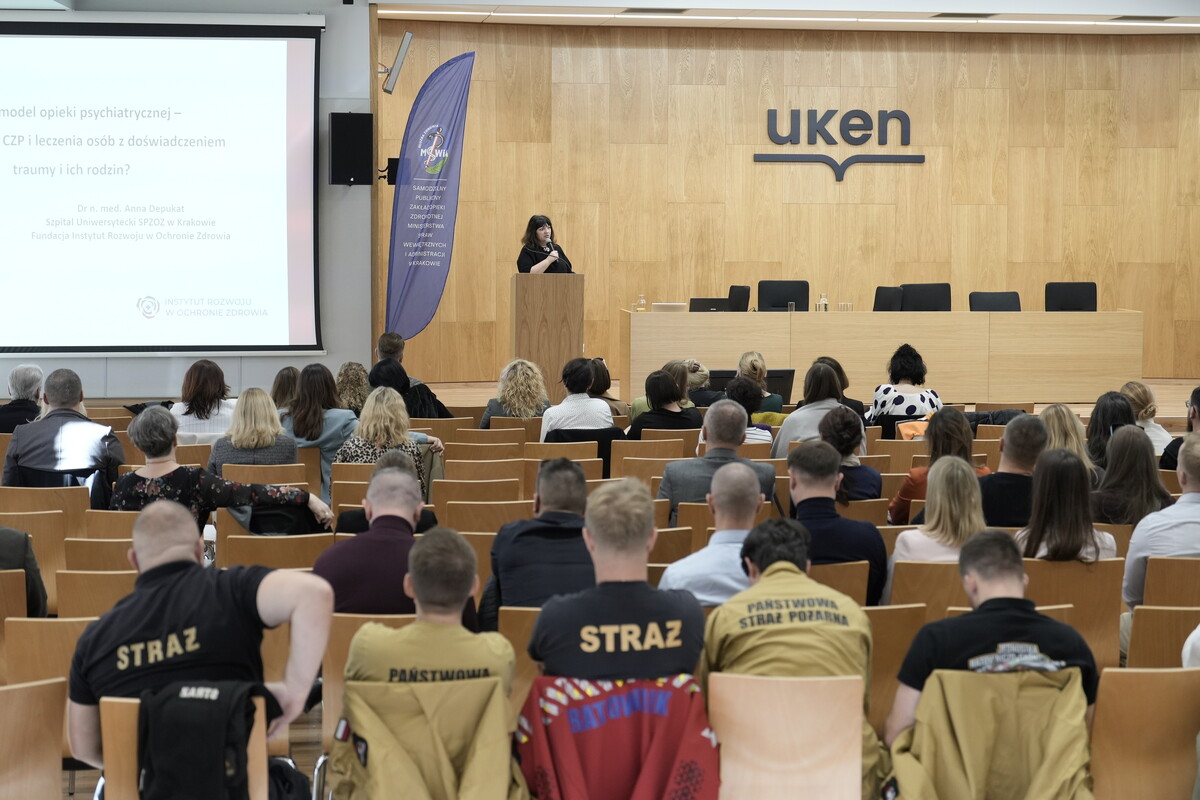 Psychologia traumy mundurowych. Konferencja w UKEN w Krakowie