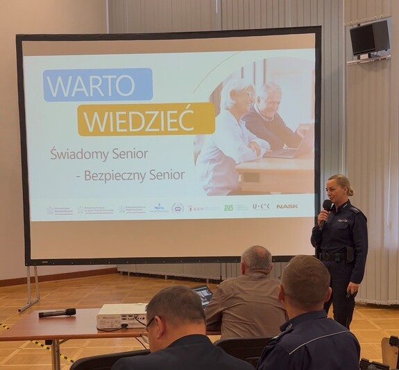Świadomy senior to bezpieczny senior. Konferencja w Tarnowie