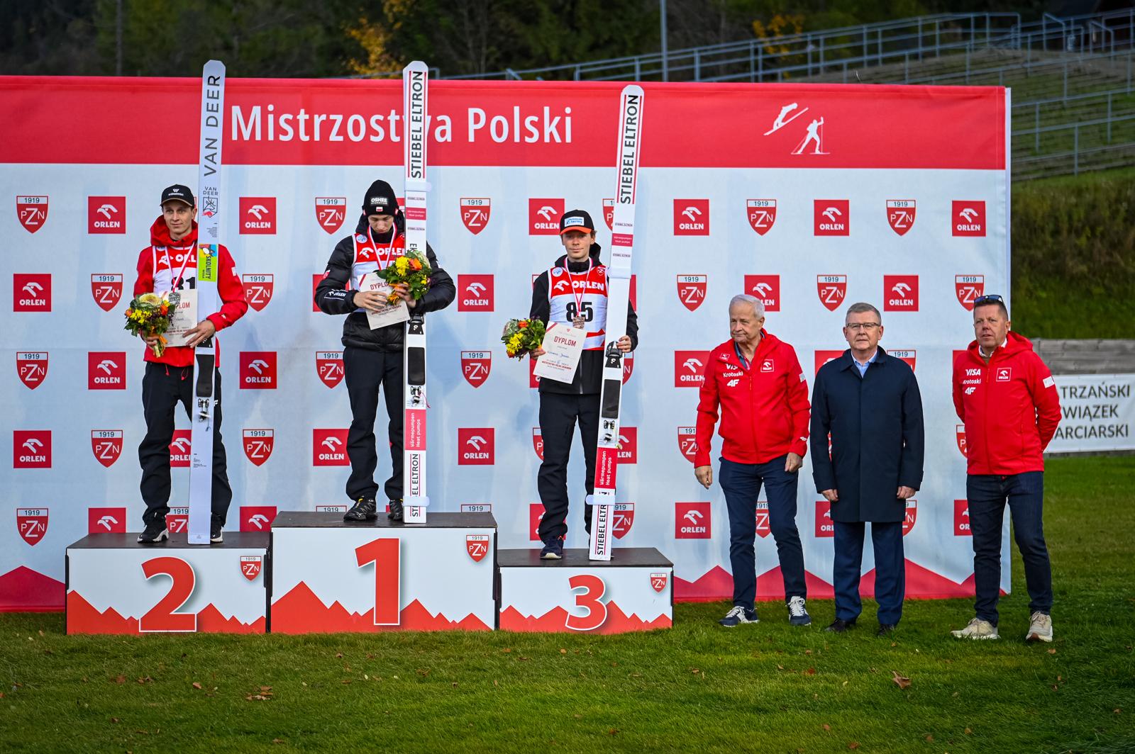 Tomasiak i Twardosz najlepsi. Mistrzostwa Polski w skokach na Wielkiej Krokwi