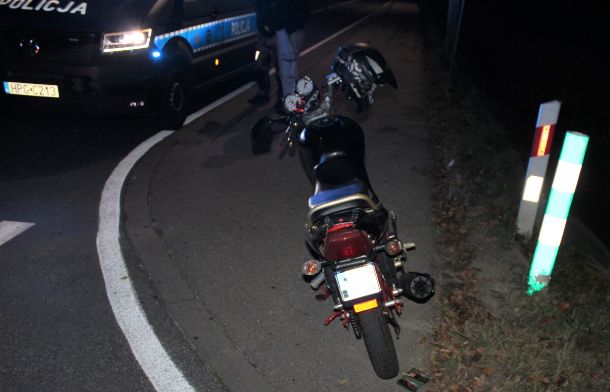 Wypadek w Osieku. Dostawczak zderzył się ze skuterem